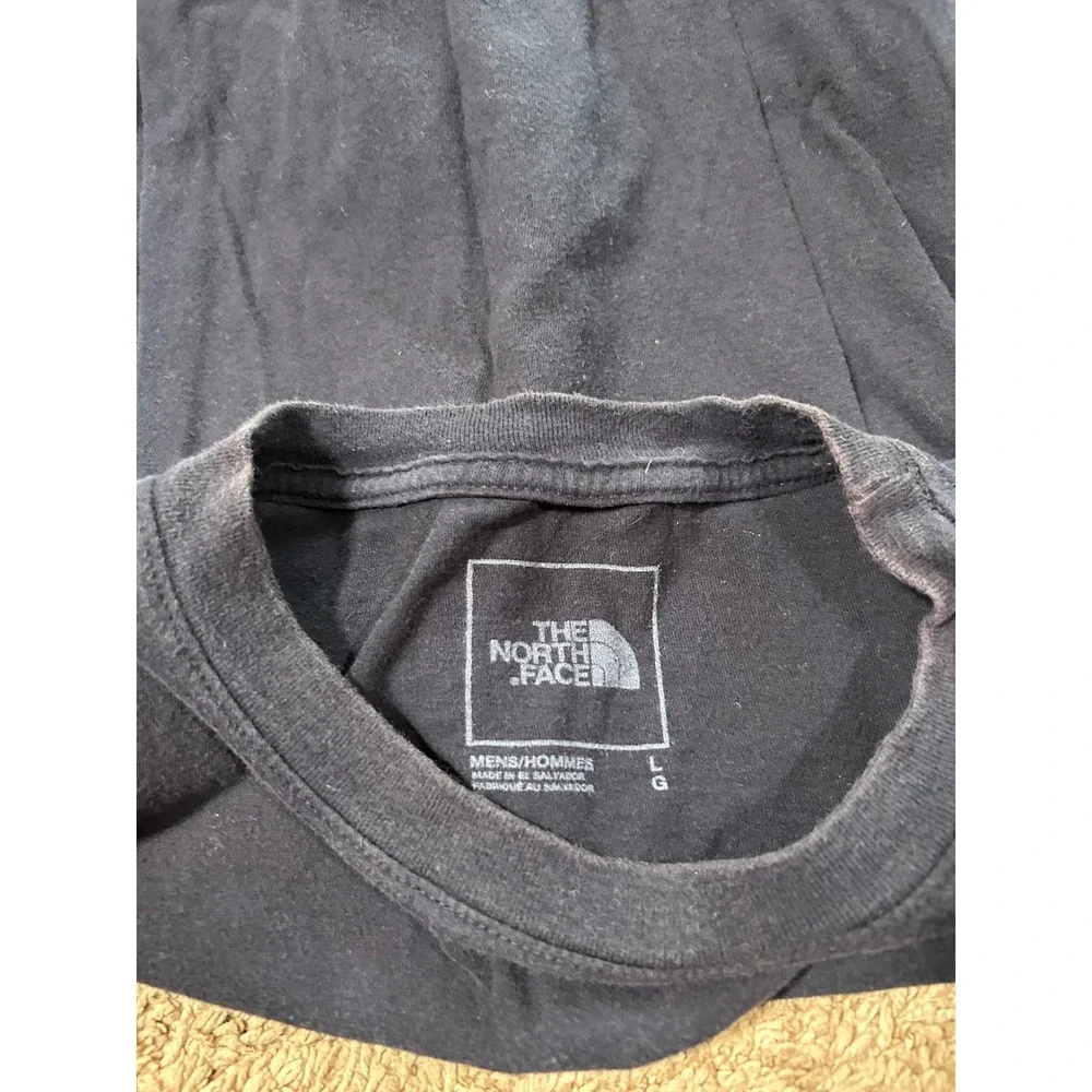 The North Face Men L Black Graphic Logo T-Shirt Short Sleeve Tee Hiking Gorpcore